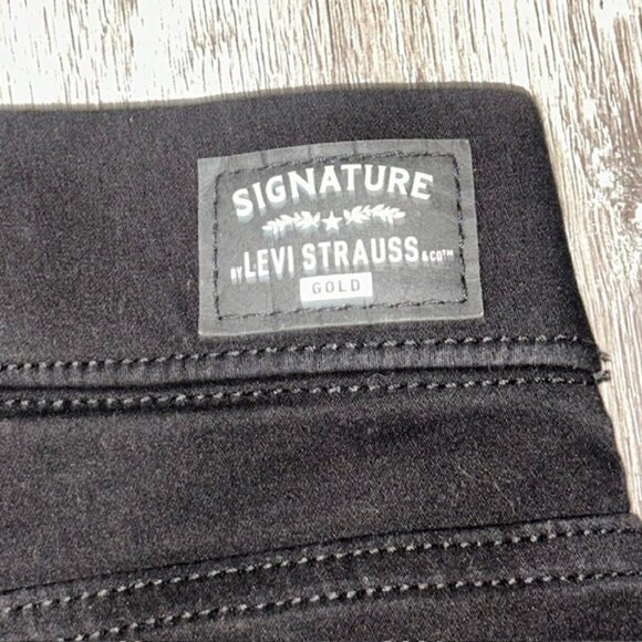 Women's Totally Shaping Levi Strauss 6S Label Pull-On Skinny Jeans 28x28 Black - Picture 6 of 6